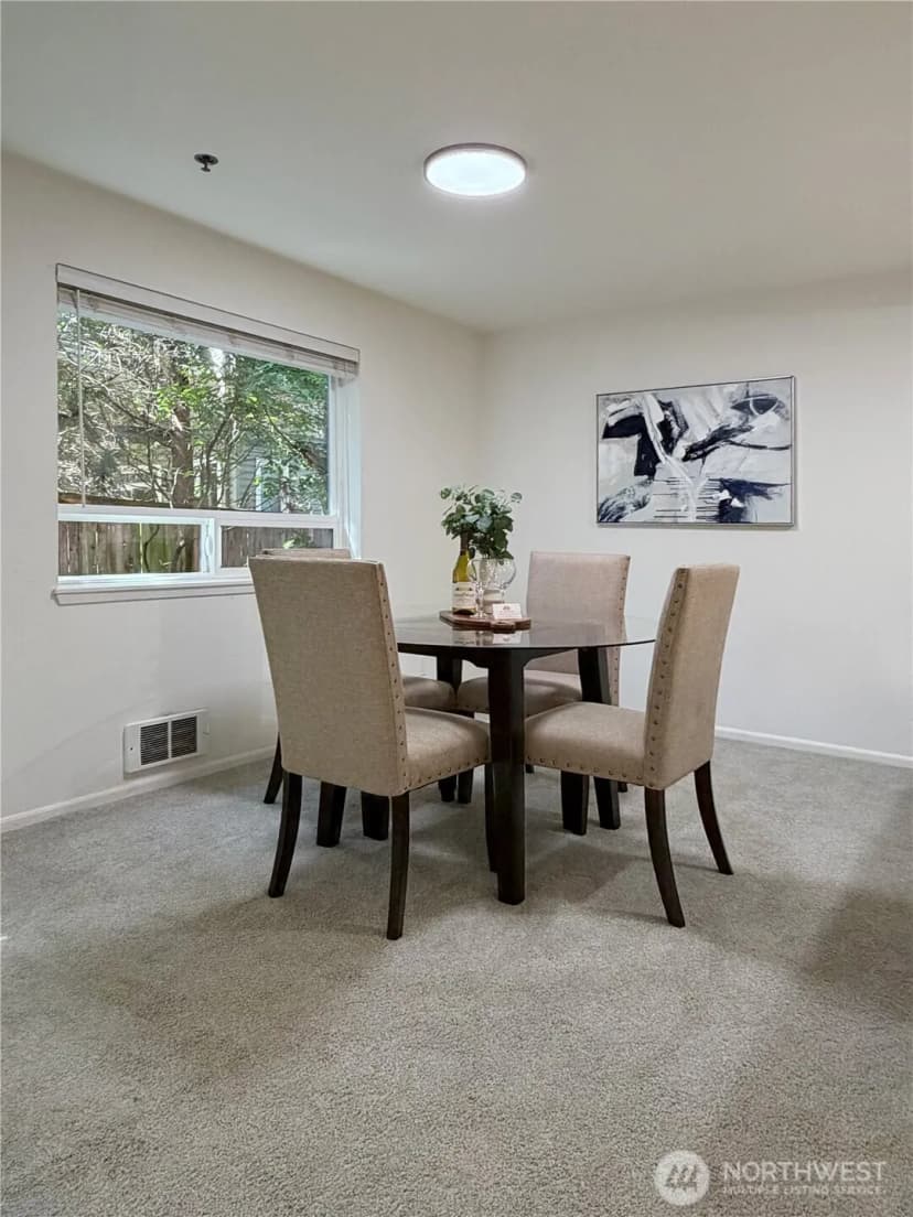 Property photo for 1626 Grant Avenue S #e101, Renton photo 18