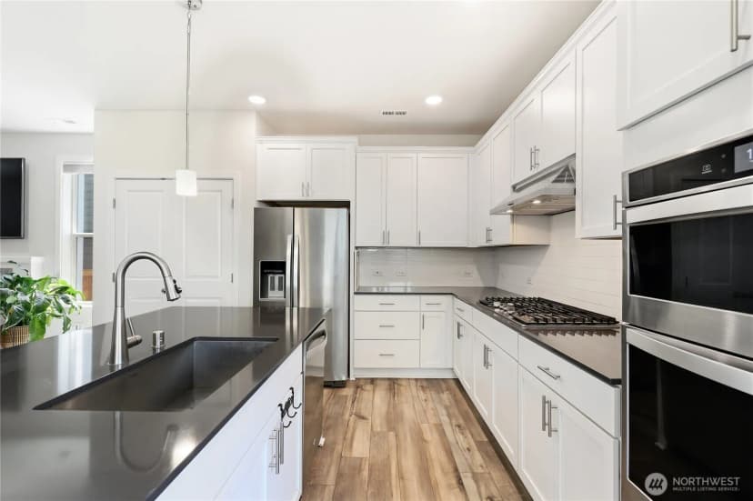 Property photo for 1797 Ashby Avenue Nw, Poulsbo photo 8