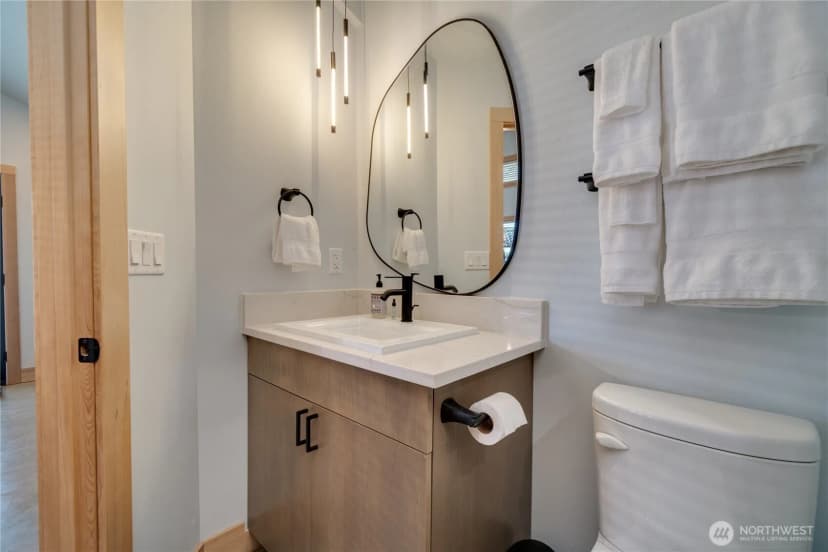 Property photo for 511 Ocean Beach Boulevard S, Long Beach photo 14