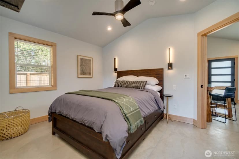 Property photo for 511 Ocean Beach Boulevard S, Long Beach photo 13