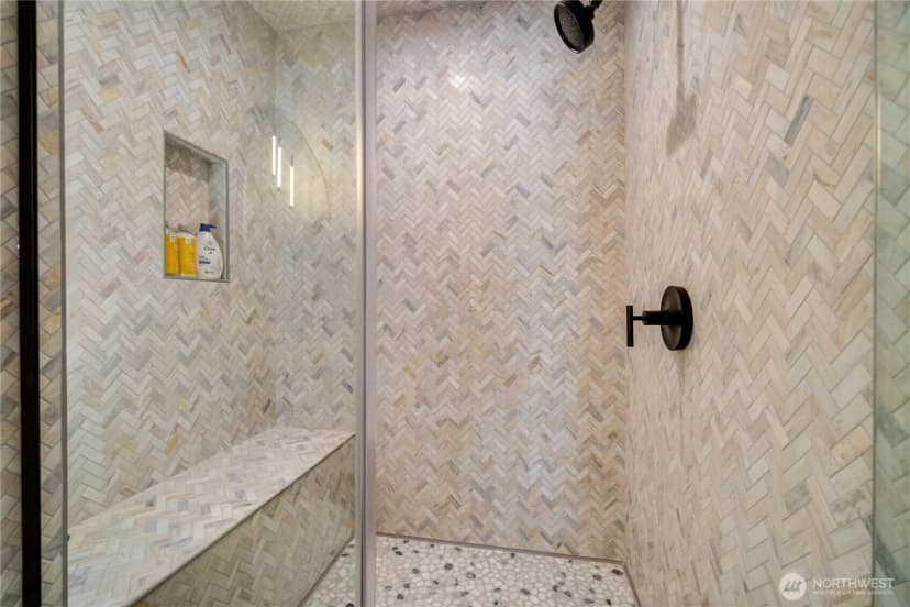 Property photo for 511 Ocean Beach Boulevard S, Long Beach photo 16