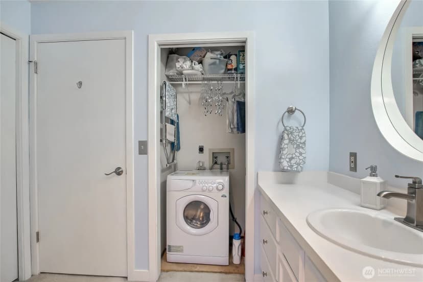 Property photo for 4114 Providence Point Drive Se #2014, Issaquah photo 19