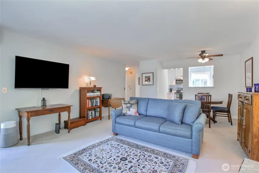 Property photo for 4114 Providence Point Drive Se #2014, Issaquah photo 11