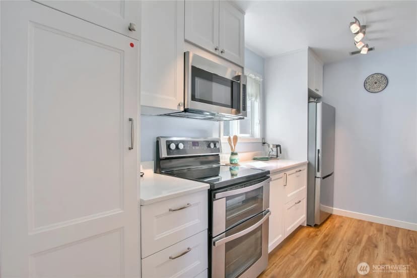 Property photo for 4114 Providence Point Drive Se #2014, Issaquah photo 6