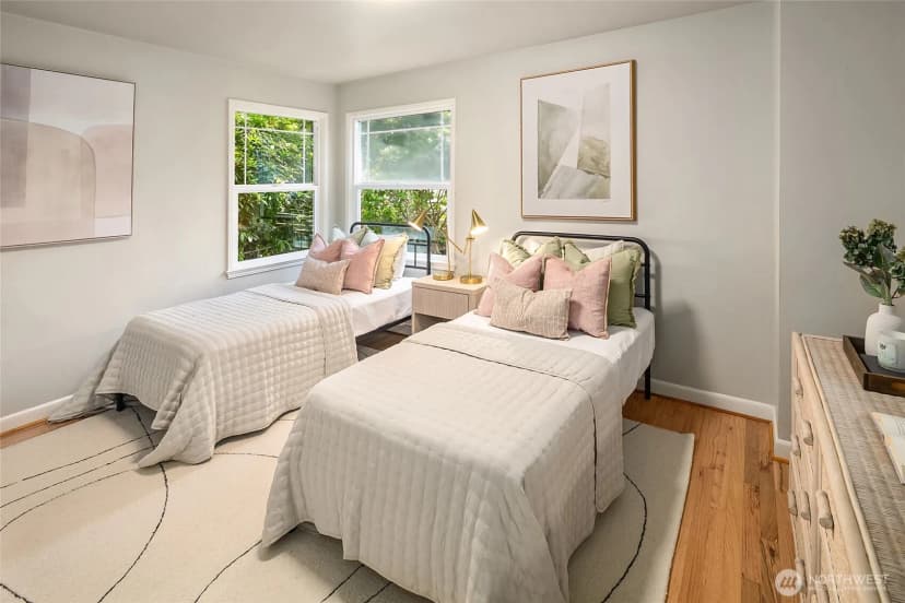 Property photo for 11535 40th Avenue Ne, Seattle photo 15