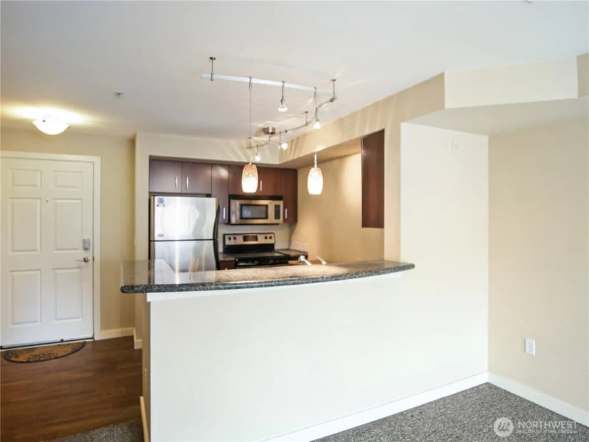 Property photo for 108 5th Avenue S #504, Seattle photo 5