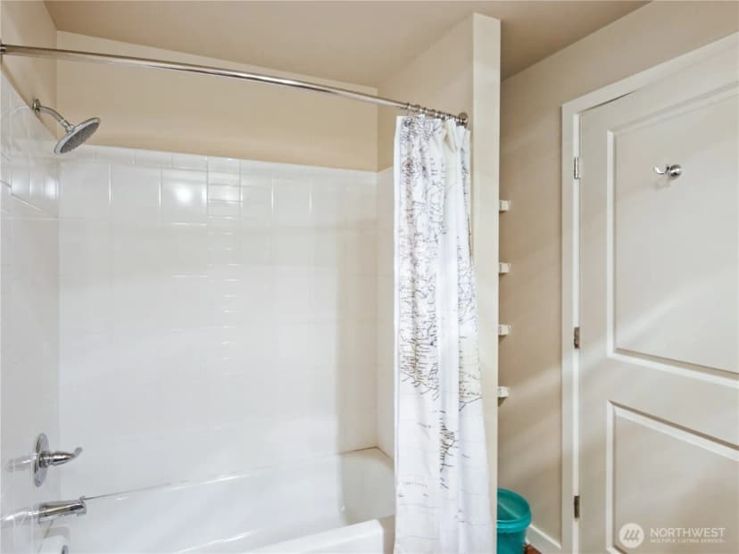 Property photo for 108 5th Avenue S #504, Seattle photo 17