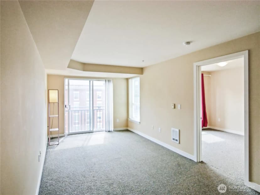 Property photo for 108 5th Avenue S #504, Seattle photo 9
