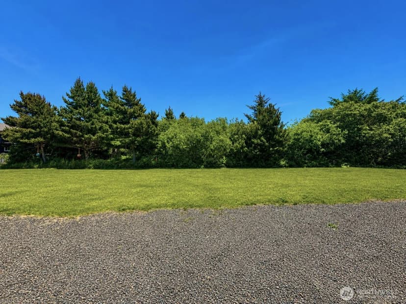 Property photo for 365 N Wynoochee Drive Sw, Ocean Shores photo 2