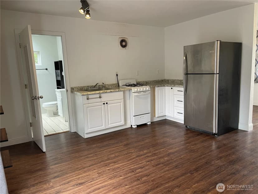 Property photo for 321 Nw Harrison Street, Pullman photo 20