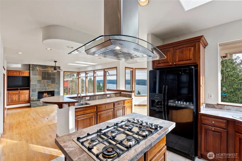 Property photo for 14815 14th Avenue Nw, Gig Harbor photo 13