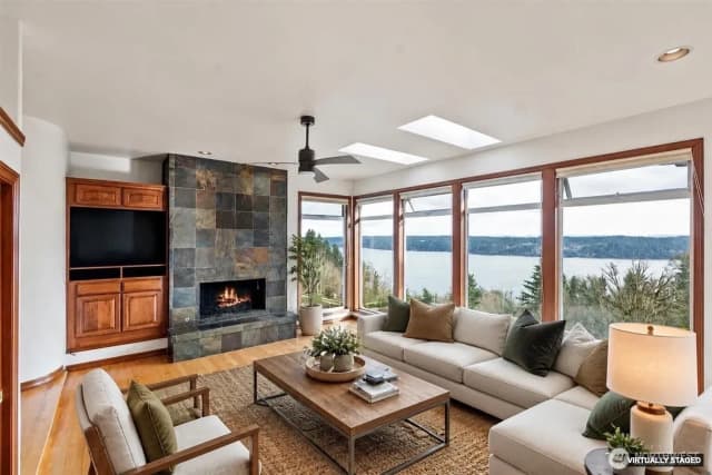 Property photo for 14815 14th Avenue Nw, Gig Harbor photo 4