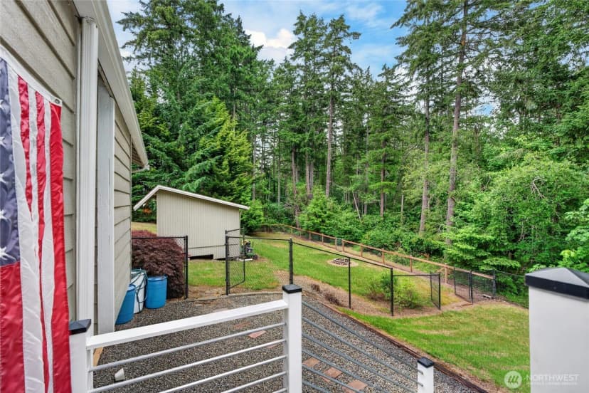 Property photo for 533 6th Court, Fox Island photo 28