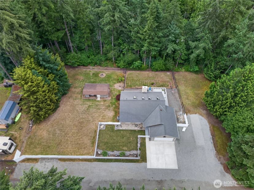 Property photo for 533 6th Court, Fox Island photo 34
