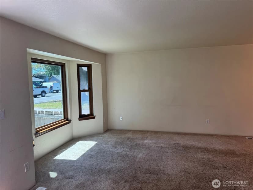 Property photo for 9125 15th Place Se, Lake Stevens photo 4
