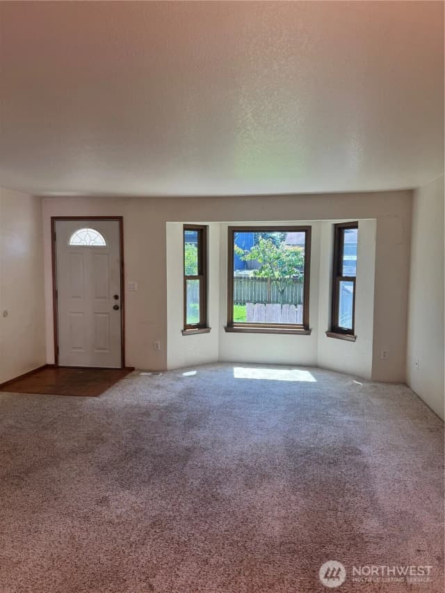 Property photo for 9125 15th Place Se, Lake Stevens photo 5