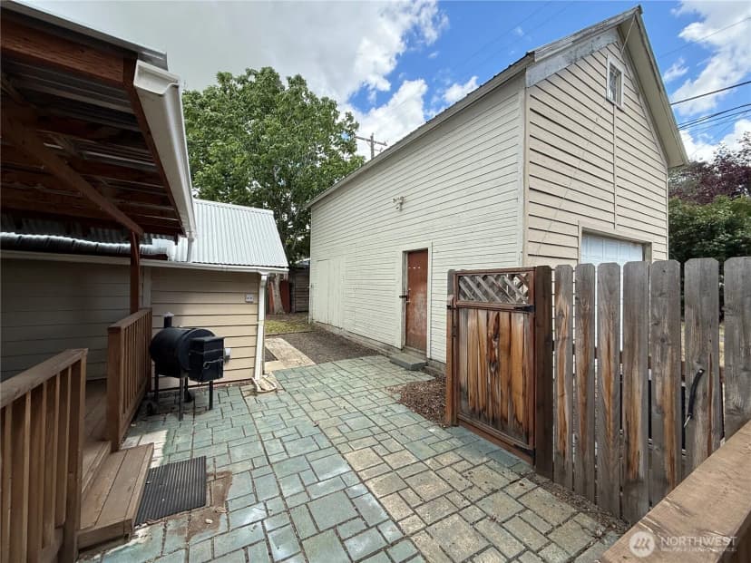 Property photo for 416 E Spring Street, Dayton photo 27