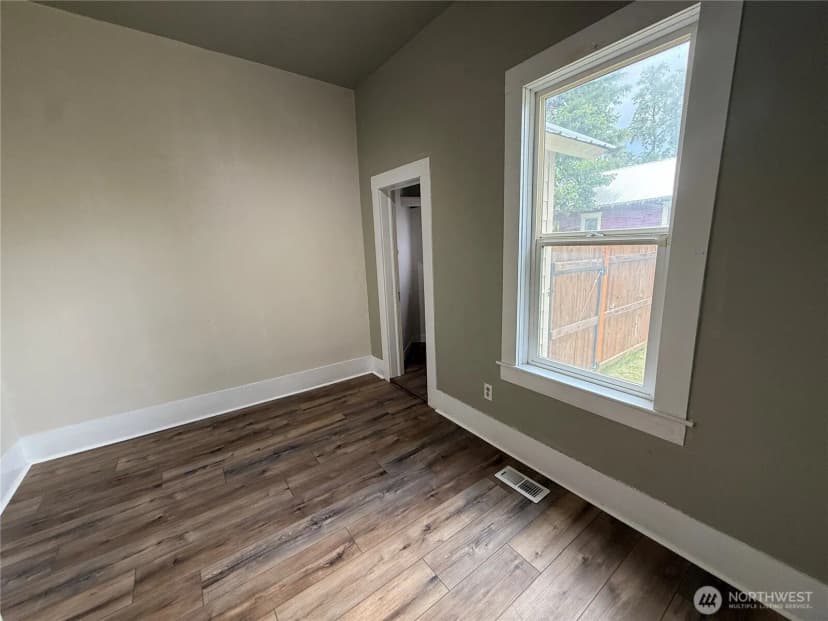 Property photo for 416 E Spring Street, Dayton photo 16