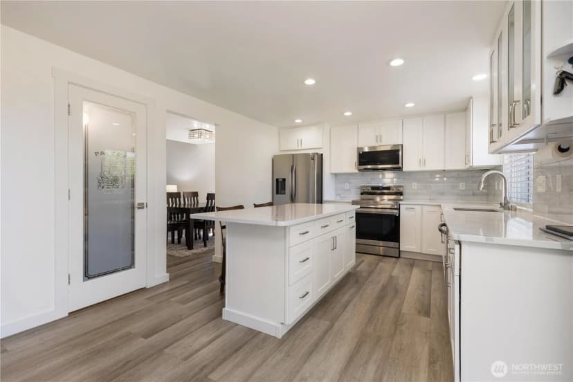 Property photo for 24019 114th Place Se, Kent photo 12