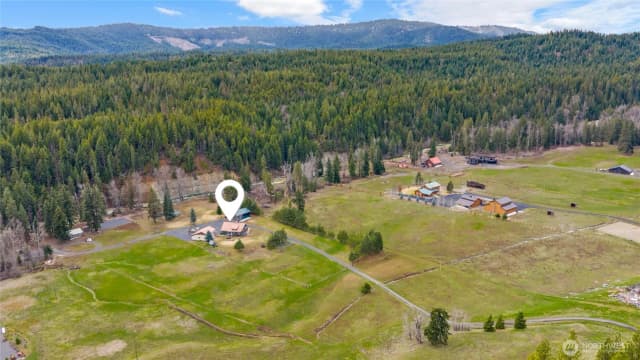 Property photo for 4010 Teanaway Middle Fork Rd, Cle Elum photo 3