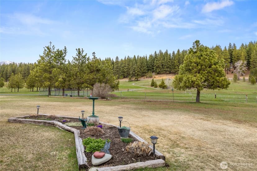 Property photo for 4010 Teanaway Middle Fork Rd, Cle Elum photo 21