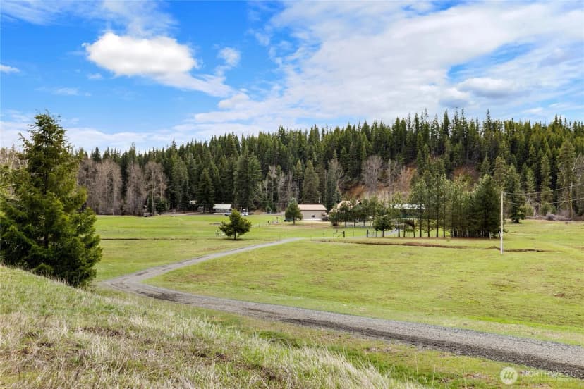 Property photo for 4010 Teanaway Middle Fork Rd, Cle Elum photo 13