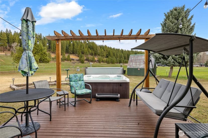 Property photo for 4010 Teanaway Middle Fork Rd, Cle Elum photo 19