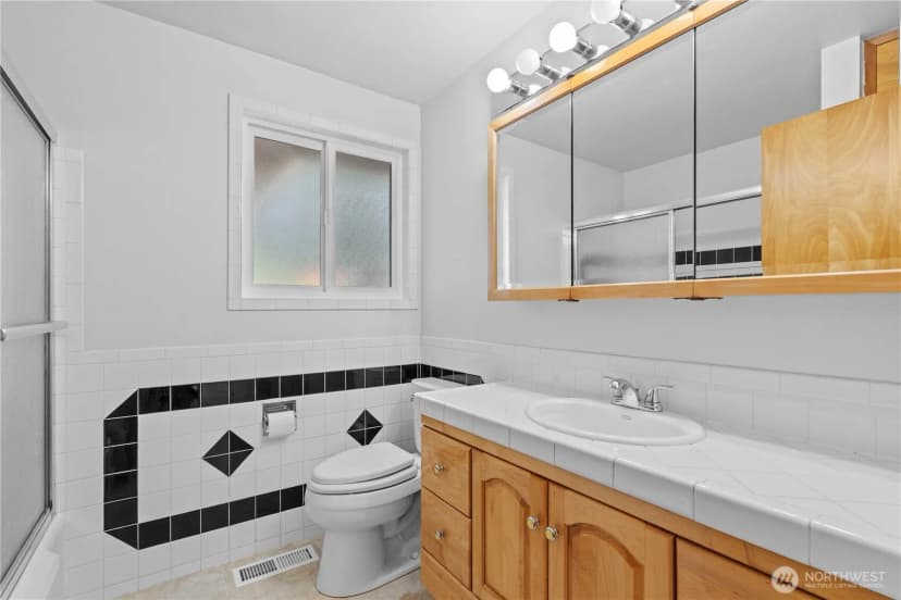 Property photo for 6712 53rd Street W, University Place photo 20
