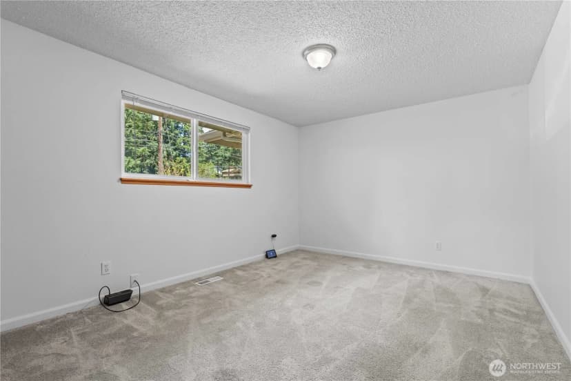 Property photo for 6712 53rd Street W, University Place photo 18