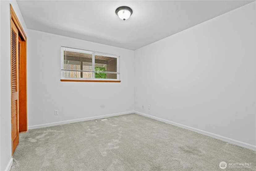 Property photo for 6712 53rd Street W, University Place photo 19