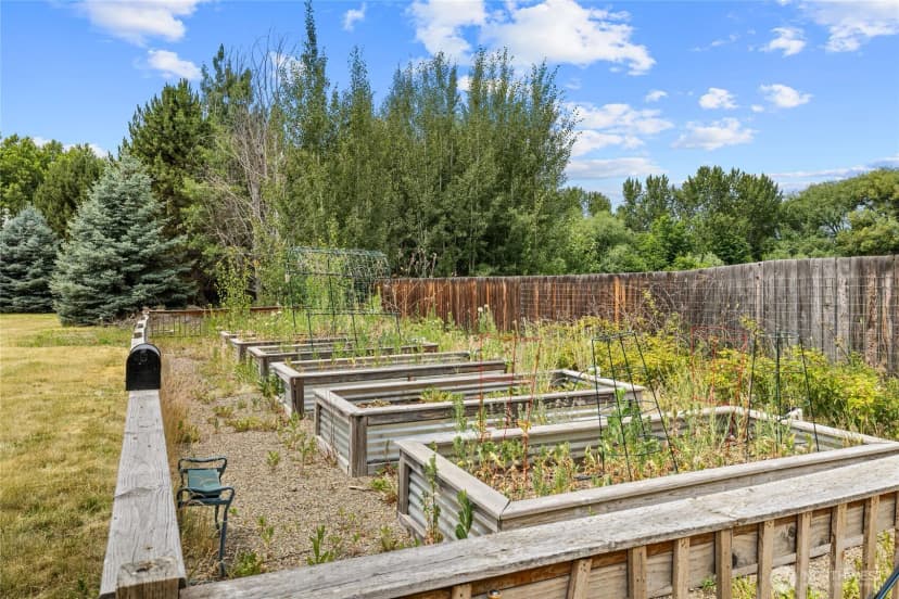 Property photo for 611 E Kyllo Road, Ellensburg photo 14