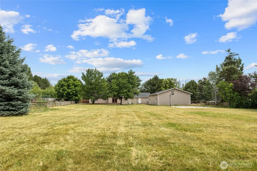 Property photo for 611 E Kyllo Road, Ellensburg photo 15