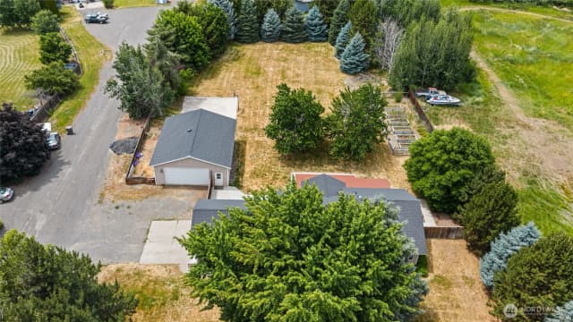 Property photo for 611 E Kyllo Road, Ellensburg photo 5