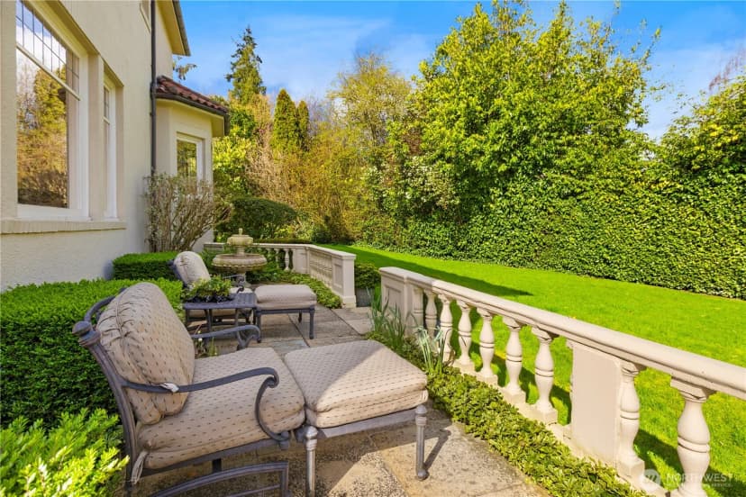 Property photo for 180 Lake Washington Boulevard E, Seattle photo 38