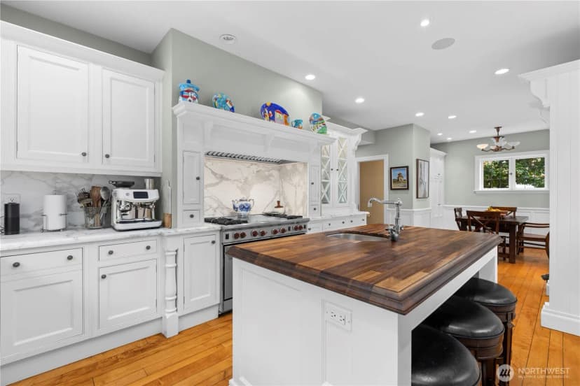 Property photo for 180 Lake Washington Boulevard E, Seattle photo 14