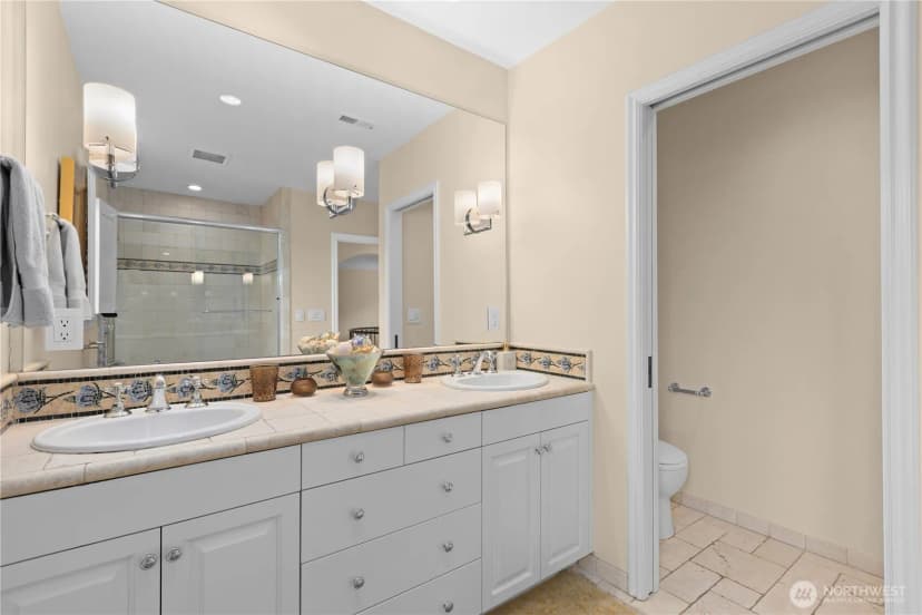 Property photo for 180 Lake Washington Boulevard E, Seattle photo 28