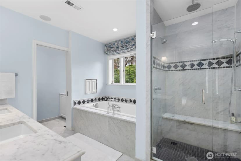 Property photo for 180 Lake Washington Boulevard E, Seattle photo 24