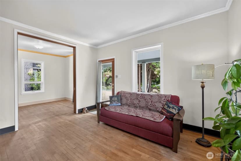 Property photo for 8045 26th Avenue Nw, Seattle photo 10