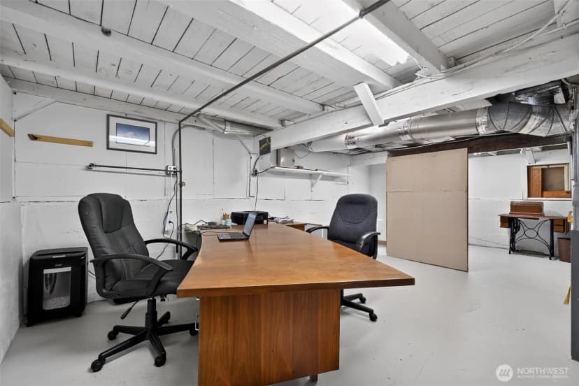 Property photo for 8045 26th Avenue Nw, Seattle photo 28
