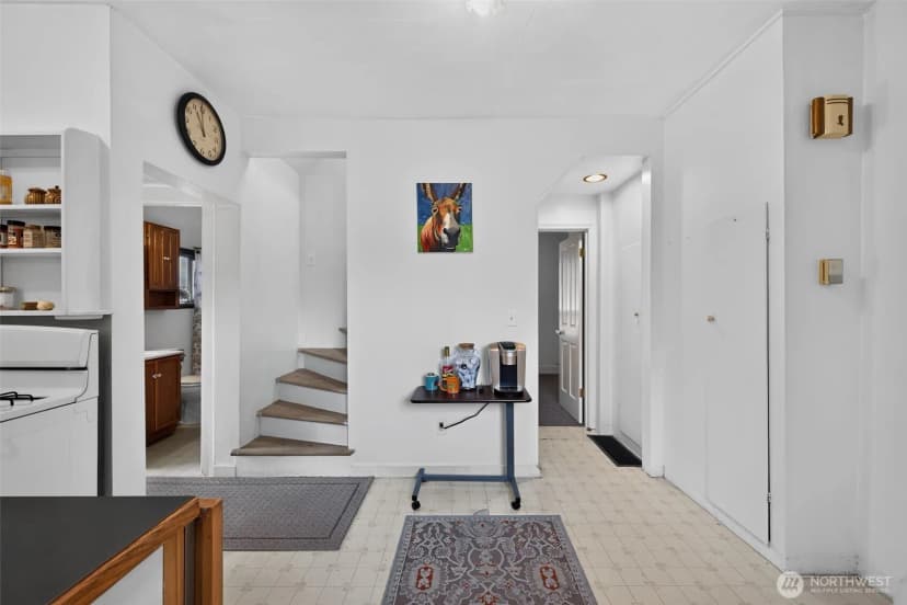 Property photo for 8045 26th Avenue Nw, Seattle photo 16