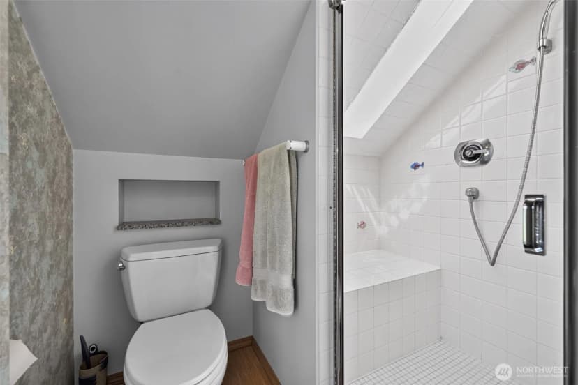 Property photo for 8045 26th Avenue Nw, Seattle photo 24