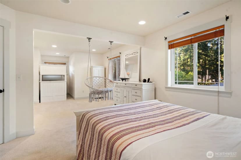 Property photo for 13413 Wye Lake Boulevard Sw, Port Orchard photo 31