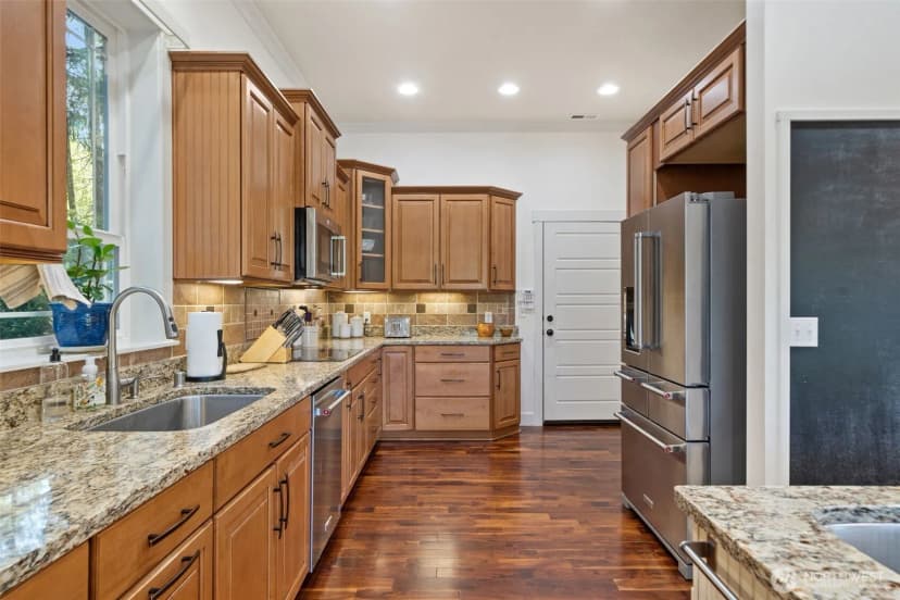 Property photo for 13413 Wye Lake Boulevard Sw, Port Orchard photo 17