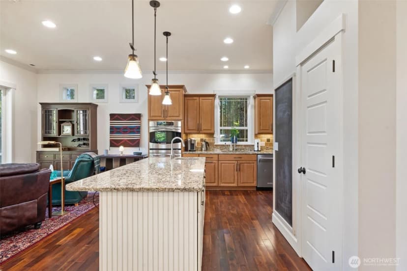 Property photo for 13413 Wye Lake Boulevard Sw, Port Orchard photo 13