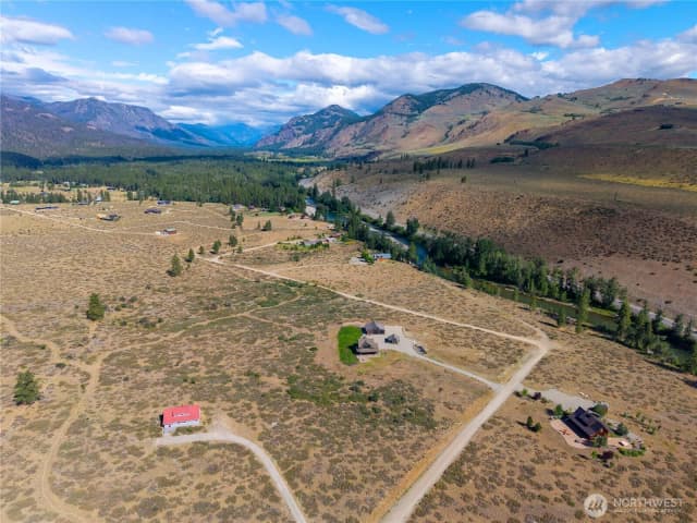Property photo for 7 Arrowhead Road, Winthrop photo 3