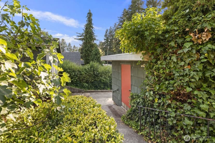 Property photo for 732 S Summit Avenue, Bremerton photo 35