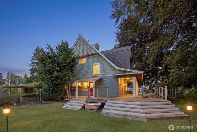 Property photo for 732 S Summit Avenue, Bremerton