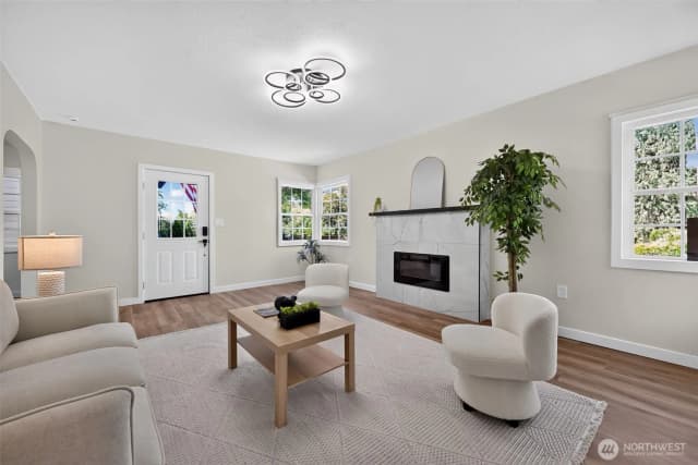 Property photo for 98 Hardie Avenue Sw, Renton photo 4