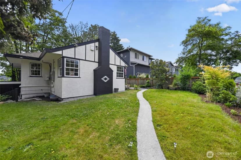 Property photo for 98 Hardie Avenue Sw, Renton photo 32