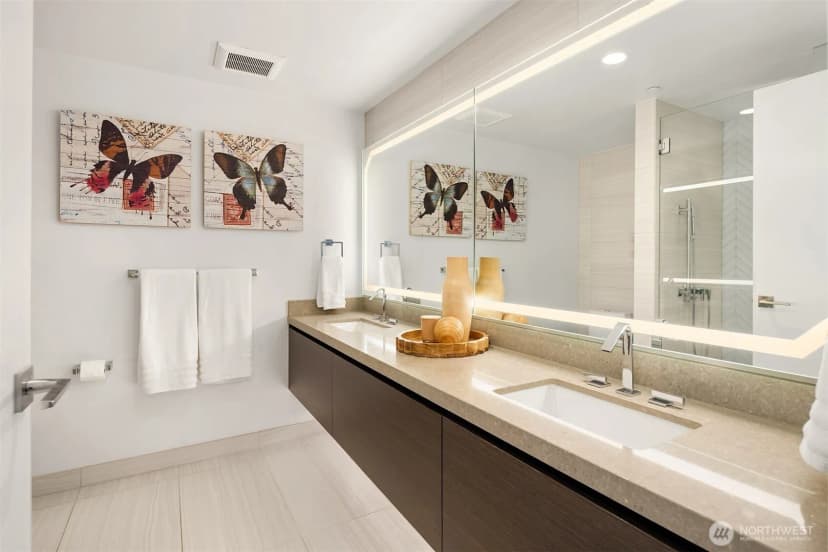 Property photo for 188 Bellevue Way Ne #311, Bellevue photo 20